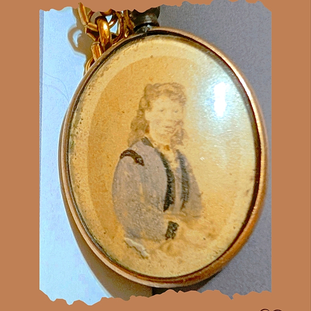 1800s Victorian Era Open Locket Hand Painted Portrait Necklace - Picture 2 of 8